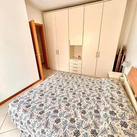 Trilo Adriatico A Due Passi Dal Mare Con Giardino Aria Condizionata E Posto Auto Apartment Marcelli